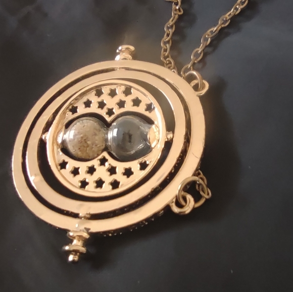 Jewelry - Harmione's time turner